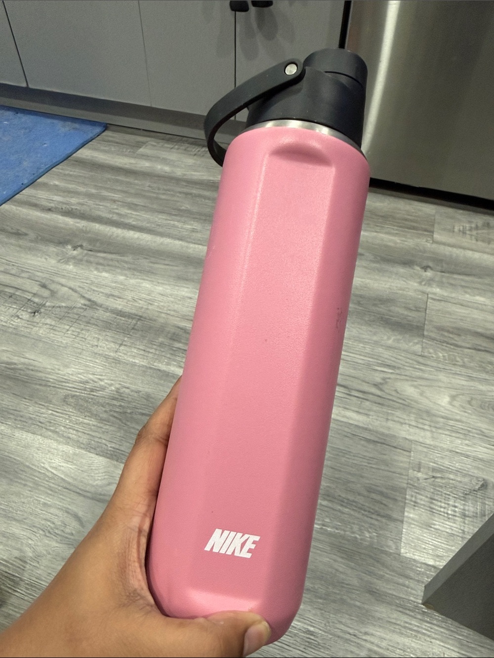 Nike Pink Insulated Sport Water Bottle with Carry Lid